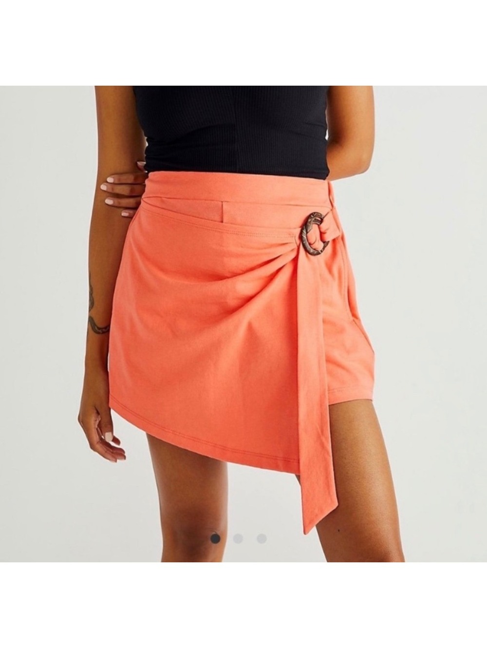 Orange Free People beach Heat Wave skirt, with a belt in the front size xs